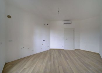 dsc05851_2_3_4_5 - Trilocale via Entracque, 1, Torino (zona San Paolo) - foto 8