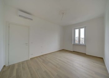 dsc05886_87_88_89_90 - Trilocale via Entracque, 1, Torino (zona San Paolo) - foto 10