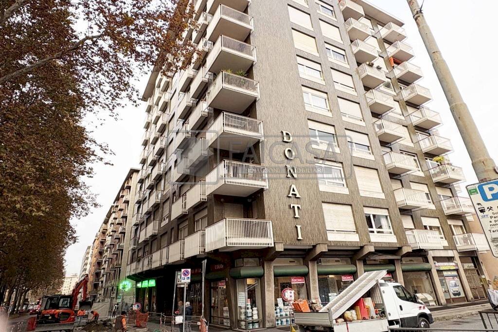 Facciata - Quadrilocale corso Alessandro Tassoni, 66, Torino (zona San Donato) - foto 1