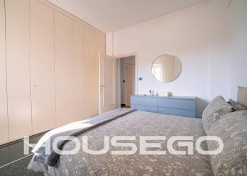 Camera da letto - Trilocale Passo Spartaco Ferradini, 18, Genova (zona San Fruttuoso) - foto 3