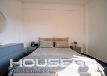 Camera da letto - Trilocale Passo Spartaco Ferradini, 18, Genova (zona San Fruttuoso) - foto 4