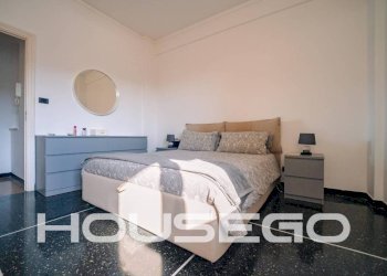 Camera da letto - Trilocale Passo Spartaco Ferradini, 18, Genova (zona San Fruttuoso) - foto 5