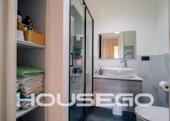 Bagno - Trilocale Passo Spartaco Ferradini, 18, Genova (zona San Fruttuoso) - foto 7