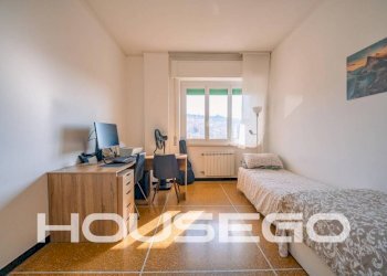 Camera da letto - Trilocale Passo Spartaco Ferradini, 18, Genova (zona San Fruttuoso) - foto 21