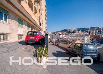 Posto macchina - Trilocale Passo Spartaco Ferradini, 18, Genova (zona San Fruttuoso) - foto 36