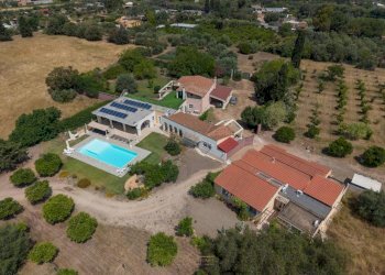 Piscina - Villa via delle More, Quartucciu - photo 1