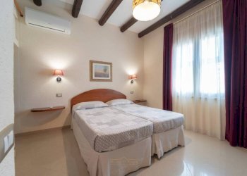 Camera da letto - Villa via delle More, Quartucciu - photo 32