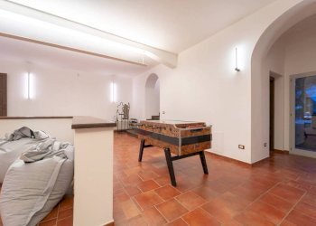 Salone - Villa strada Provinciale Sorso-Li Pidriazzi, Sassari - photo 19