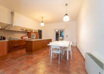 Cucina - Villa strada Provinciale Sorso-Li Pidriazzi, Sassari - photo 22