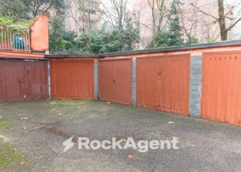 Box auto - Trilocale via Golinelli, 21, frazione Milano Due, Segrate - foto 1