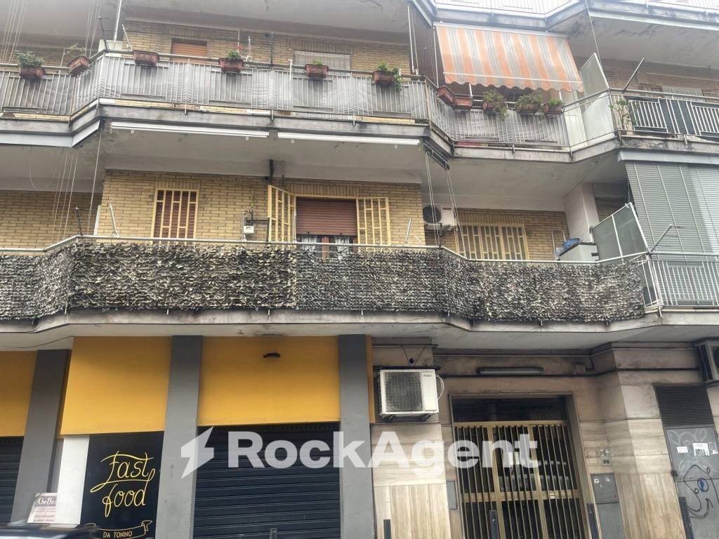 Facciata - Four-room apartment via Angelo Volpicelli, 30/32, Arzano - photo 1