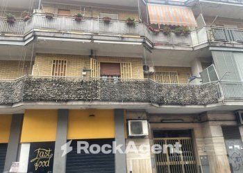 Facciata - Four-room apartment via Angelo Volpicelli, 30/32, Arzano - photo 1