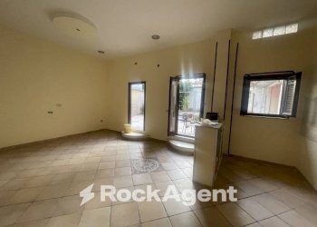 Stanza non arredata - Four-room apartment via Angelo Volpicelli, 30/32, Arzano - photo 3
