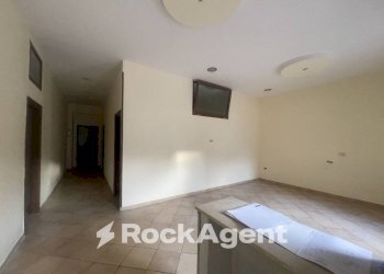 Stanza non arredata - Four-room apartment via Angelo Volpicelli, 30/32, Arzano - photo 9