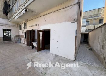 Cortile interno - Four-room apartment via Angelo Volpicelli, 30/32, Arzano - photo 30