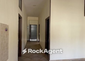 Corridoio - Four-room apartment via Angelo Volpicelli, 30/32, Arzano - photo 18