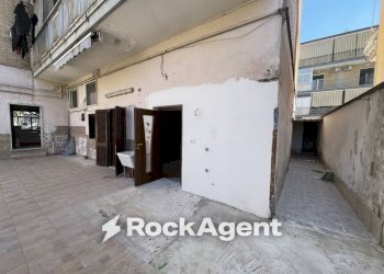 Cortile interno - Four-room apartment via Angelo Volpicelli, 30/32, Arzano - photo 30