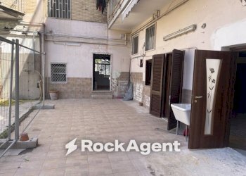 Cortile interno - Four-room apartment via Angelo Volpicelli, 30/32, Arzano - photo 31