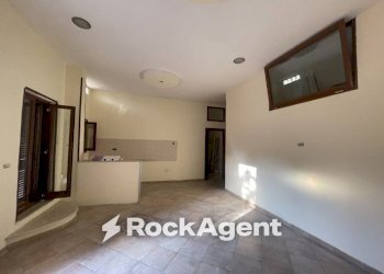 Salone - Four-room apartment via Angelo Volpicelli, 30/32, Arzano - photo 11