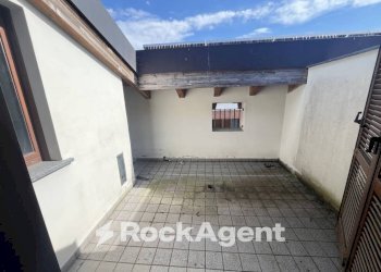 Terrazzo - Two-room apartment via Alessandro Manzoni, Caronno Pertusella - photo 2