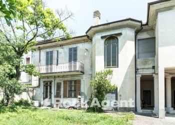 Facciata - Office corso Pavia, 43a, Vigevano - photo 1