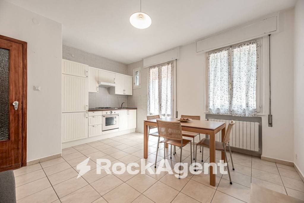 Cucina - Three-room apartment via Giovanni Battista Viotti, 4, Padova - photo 2