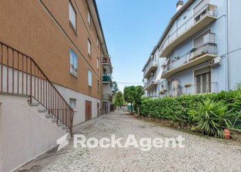 Cortile interno - Three-room apartment via Giovanni Battista Viotti, 4, Padova - photo 27