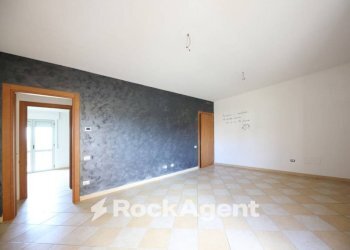 Cucina - Bilocale via Tortona, 84, Alessandria - foto 5