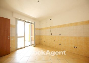 Cucina - Bilocale via Tortona, 84, Alessandria - foto 9