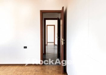 Camera da letto - Two-room apartment via Monte Baldo, 25, Vigevano - photo 6