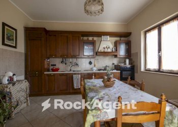 Cucina - Villa via Roberto Niederer, Soveria Simeri - foto 8