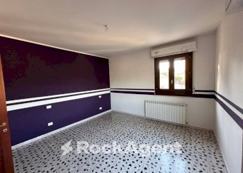 Camera da letto - Casa indipendente via Salvaiella, 7, Spoltore - foto 25
