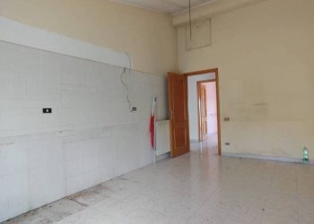 Salone - Trilocale via Flaminia, 124, Rignano Flaminio - foto 4