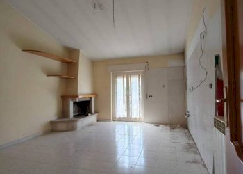 Cucina - Trilocale via Flaminia, 124, Rignano Flaminio - foto 25