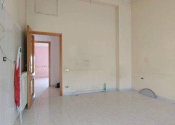 Camera da letto - Trilocale via Flaminia, 124, Rignano Flaminio - foto 26