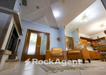 Interno palazzo - Villa contrada Roccani, 59, Simeri Crichi - foto 10