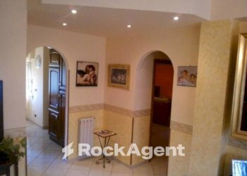 Ingresso - Three-room apartment via Giovanni Paolo Parisio, 8, Catanzaro - photo 1