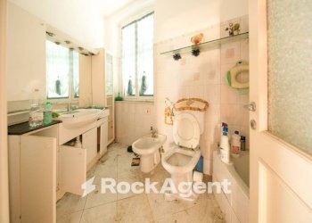 Bagno - Trilocale via Leonardo Montaldo, 21, Genova (zona Marassi) - foto 20