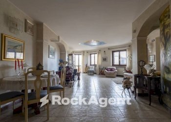 Salone - Stabile - Palazzo via Vincenzo D'Amato, 70, Catanzaro - foto 4