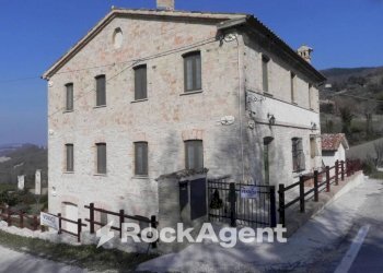 Facciata - Rustico Frazione Costa, 123, Arcevia - foto 17