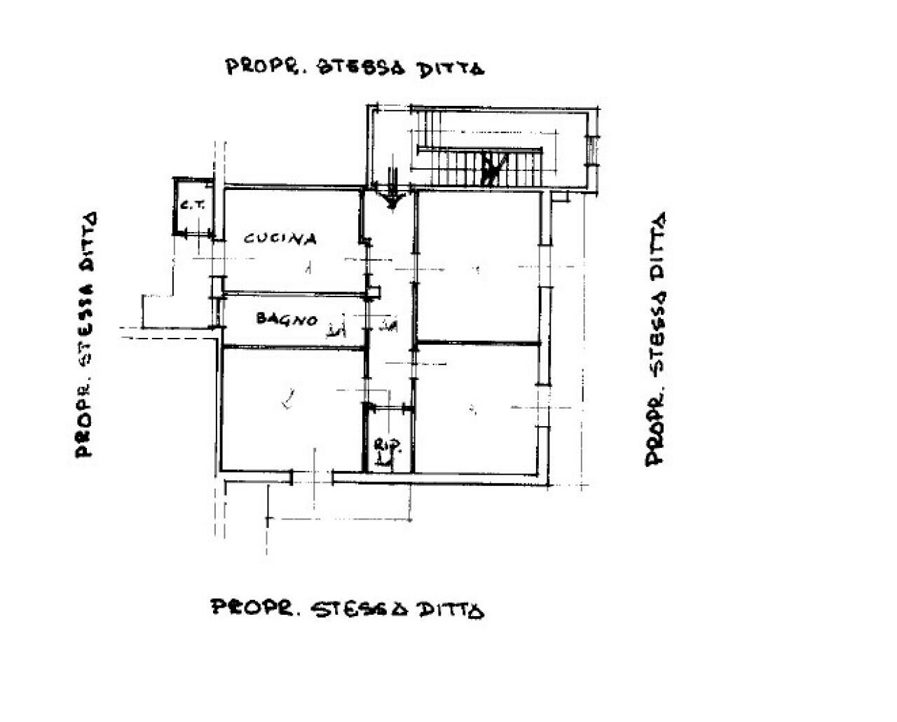 Three-room apartment vico II le Mattine, Bitonto - floor plans 1