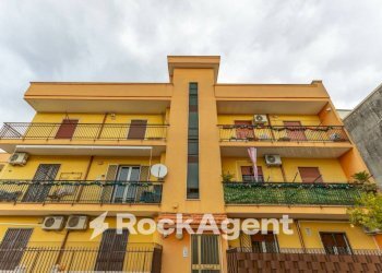 Facciata - Three-room apartment vico II le Mattine, Bitonto - photo 3