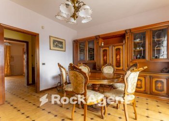 Salone - Three-room apartment vico II le Mattine, Bitonto - photo 8