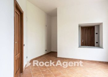 Camera da letto - Bilocale Frazione Camolino, Montesegale - foto 13