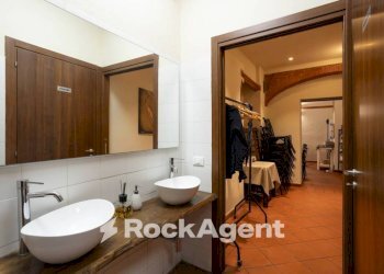 Bagno - Restaurant piazza Francesco Carrara, 16, Pisa (neighborhood Santa Maria) - photo 17