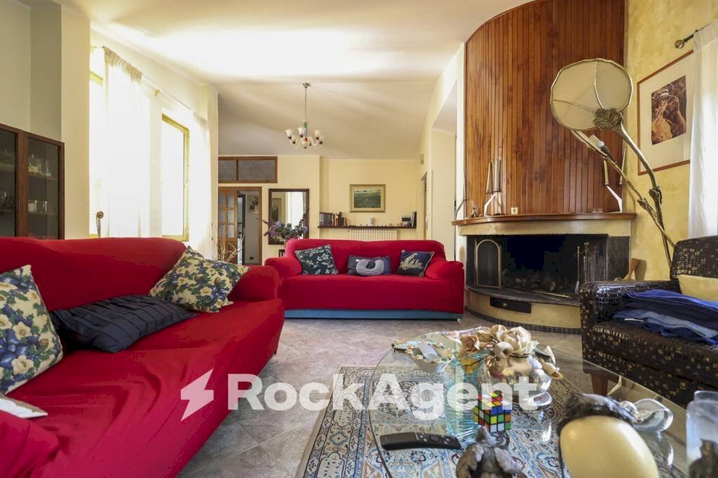 Salone - Appartamento via Gianvincenzo Gravina, 23, Catanzaro - foto 1