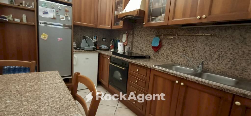 Cucina - Trilocale via Silvio Pellico, 35, Mede - foto 3