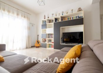 Salone - Appartamento viale Vincenzo de Filippis, 61, Catanzaro - foto 11