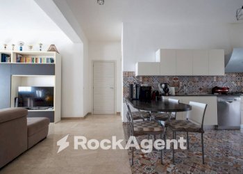 Cucina - Appartamento viale Vincenzo de Filippis, 61, Catanzaro - foto 12