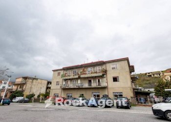 Zona - Trilocale via Conti di Loritello, 9/B, Catanzaro - foto 39